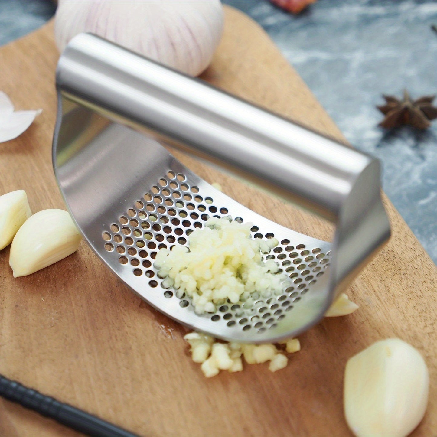 1pc, Garlic Press, Stainless Steel Garlic Press, Rocker Metal Garlic Mincer, Washable Garlic Crusher, Kitchen Garlic Chopper, Garlic Masher, Kitchen Stuff, Kitchen Gadgets Kitchen Accessories